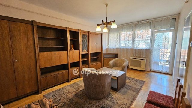 Eladó téglalakás, Egerben 41 M Ft, 2 szobás