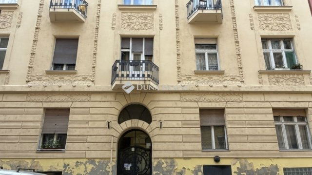 Eladó téglalakás, Budapesten, VIII. kerületben 45 M Ft, 2 szobás