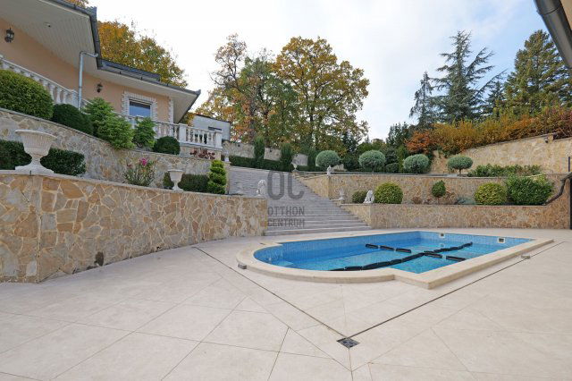 Eladó ikerház, Budapesten, II. kerületben 575 M Ft, 5 szobás