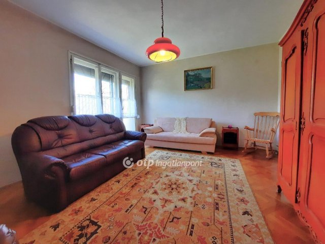 Eladó családi ház, Siófokon 76.5 M Ft, 3+1 szobás