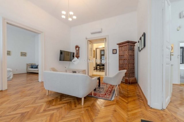 Kiadó téglalakás, albérlet, Budapesten, V. kerületben, 3 szobás