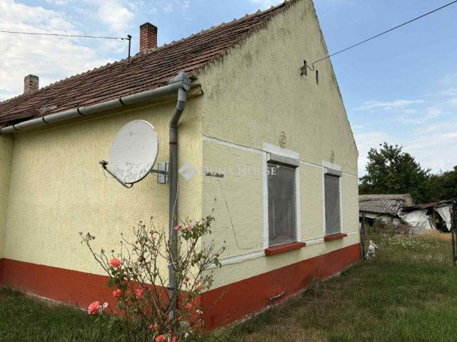 Eladó családi ház, Károlyházán 21.9 M Ft, 2 szobás