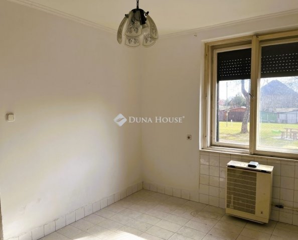 Eladó téglalakás, Ócsán 46.9 M Ft, 2 szobás