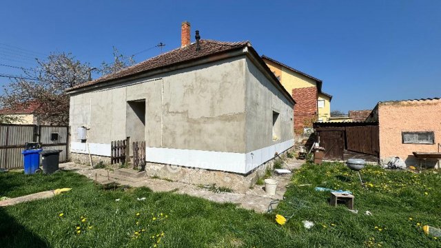Eladó családi ház, Rábapordányon 39.9 M Ft, 2+1 szobás