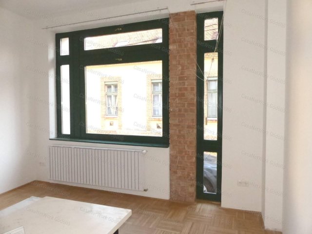 Kiadó üzlethelyiség, Gödöllőn 250 E Ft / hó, 2 szobás