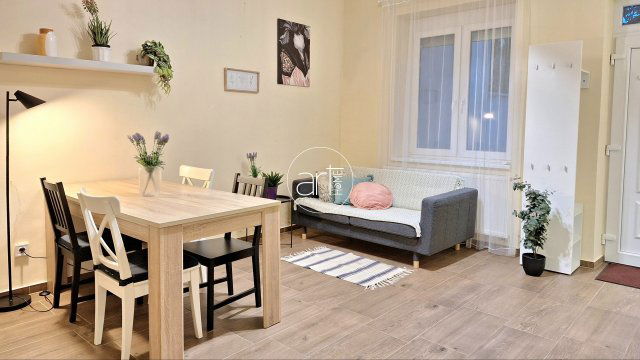 Kiadó téglalakás, albérlet, Szegeden, Petőfi Sándor sugárúton