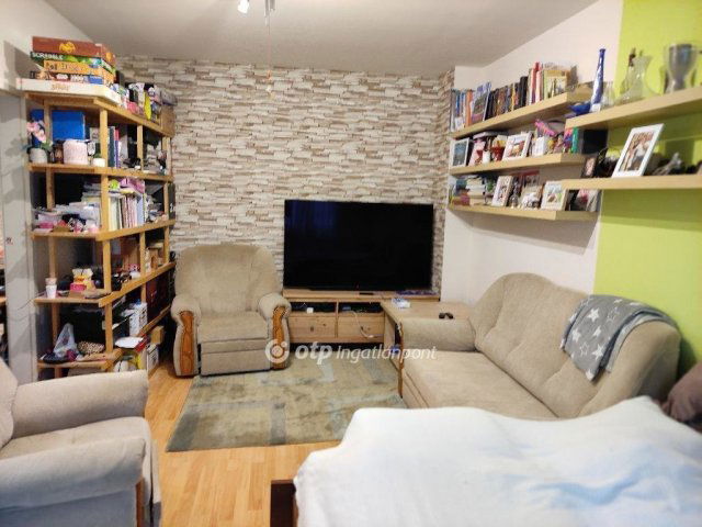 Eladó téglalakás, Budapesten, XXI. kerületben 74.9 M Ft