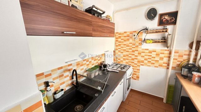 Eladó téglalakás, Budapesten, X. kerületben 57.9 M Ft, 3 szobás