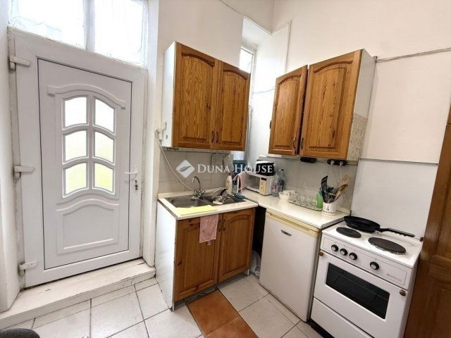 Eladó téglalakás, Budapesten, VII. kerületben 48 M Ft, 1 szobás