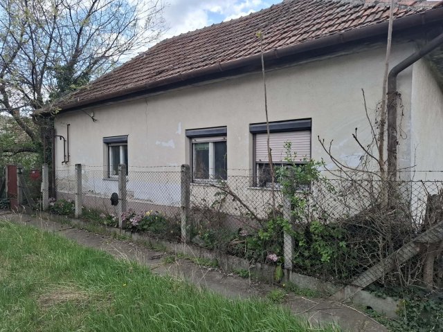 Eladó családi ház, Abonyban 15.9 M Ft, 2+1 szobás