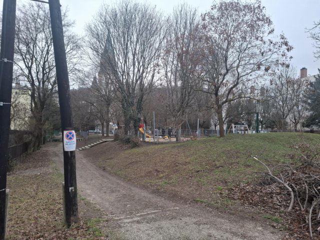 Kiadó téglalakás, albérlet, XII. kerületben, Zugligeti úton