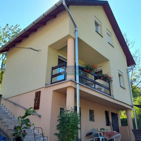 Eladó nyaraló, Kazincbarcikán 21.9 M Ft, 2 szobás