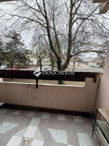 Eladó panellakás, Veszprémben 64 M Ft, 3+1 szobás