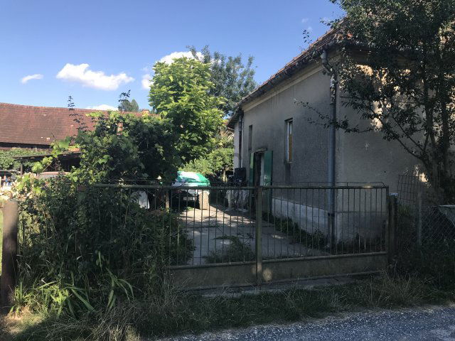Eladó családi ház, Gasztonyban 29.4 M Ft, 2 szobás