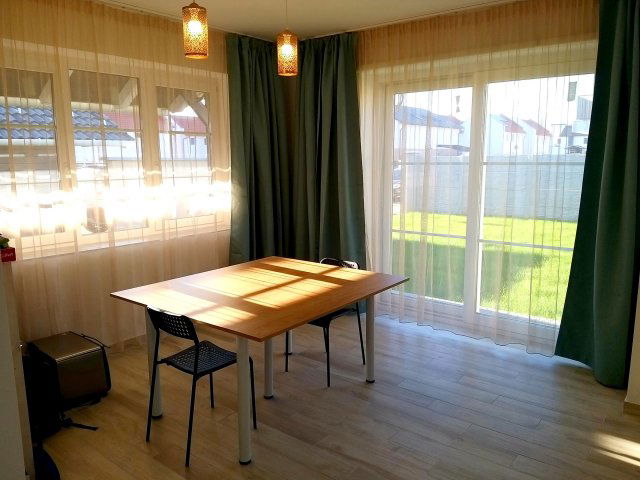 Eladó családi ház, Velencén 169 M Ft, 5 szobás