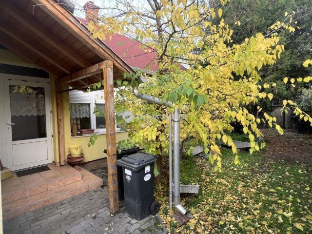 Eladó családi ház, Adonyban 55.5 M Ft, 5 szobás