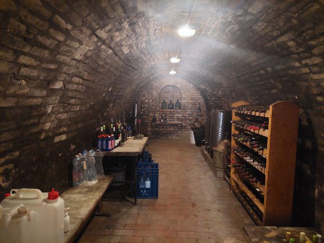 Eladó nyaraló, Csolnokon 12.5 M Ft, 1 szobás