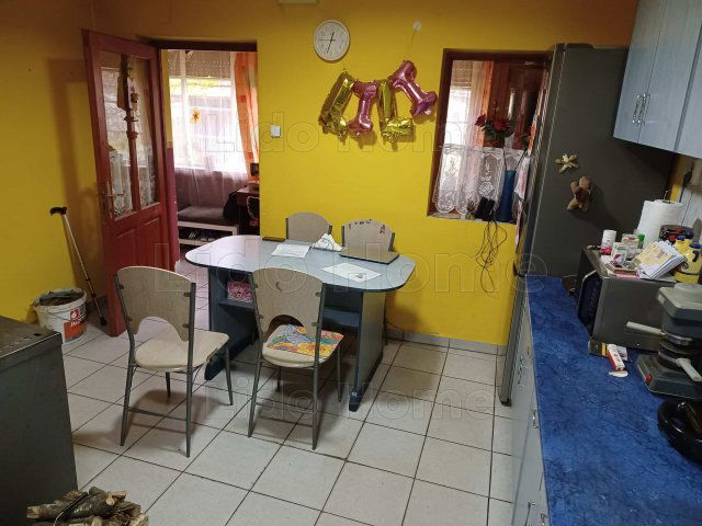 Eladó családi ház, Görgetegen 11.99 M Ft, 10+1 szobás