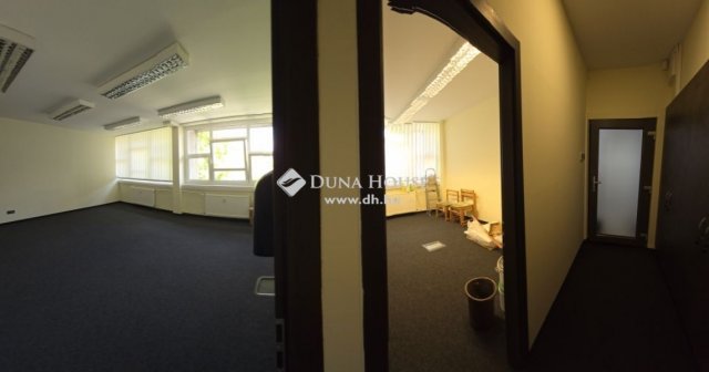 Eladó iroda, Veszprémben 32 M Ft / költözzbe.hu