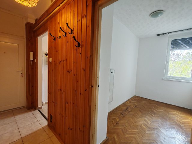 Kiadó téglalakás, albérlet, Szolnokon 100 E Ft / hó, 1+1 szobás