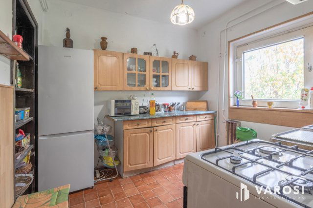 Eladó téglalakás, Szegeden 49 M Ft, 2 szobás