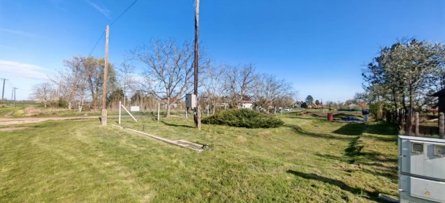 Eladó telek, Orosházán 3.99 M Ft / költözzbe.hu