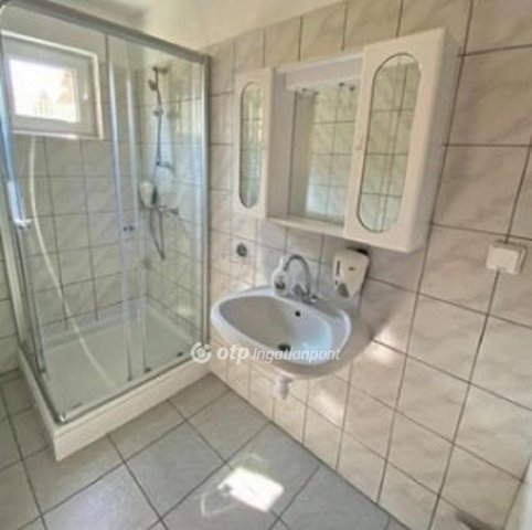 Eladó hotel, Balatonszepezden 550 M Ft / költözzbe.hu