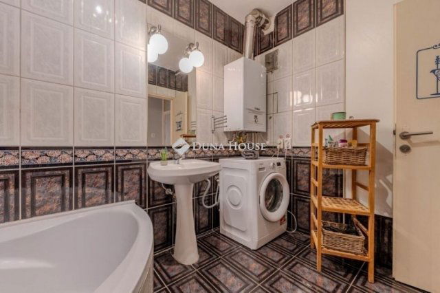 Eladó téglalakás, Budapesten, V. kerületben 160 M Ft, 5 szobás