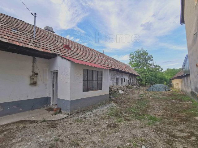 Eladó családi ház, Lébényben 24.3 M Ft, 2 szobás