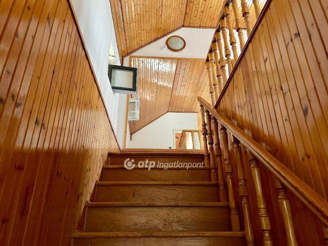 Eladó téglalakás, Budapesten, XV. kerületben 114.99 M Ft