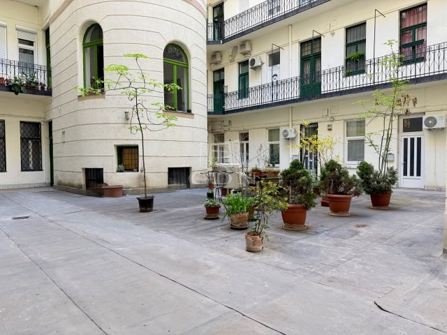 Eladó téglalakás, Budapesten, XIII. kerületben 54.9 M Ft