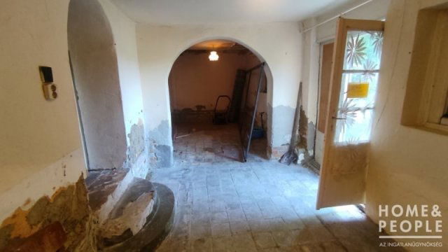 Eladó családi ház, Röszkén 17.8 M Ft, 2+1 szobás
