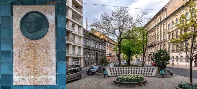 Eladó téglalakás, VII. kerületben, Rejtő Jenő utcában