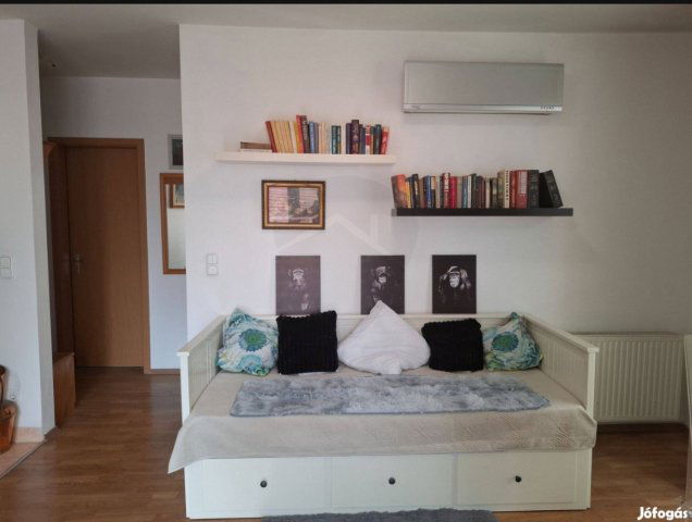 Eladó téglalakás, Budapesten, VIII. kerületben 84 M Ft