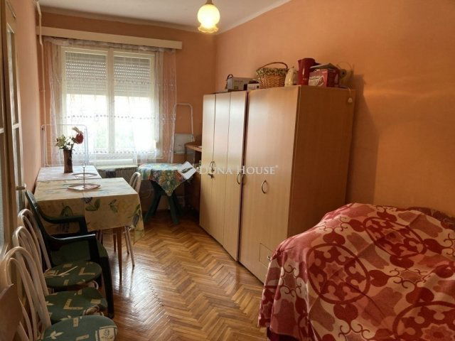 Eladó téglalakás, Kecskeméten 40.9 M Ft, 2 szobás