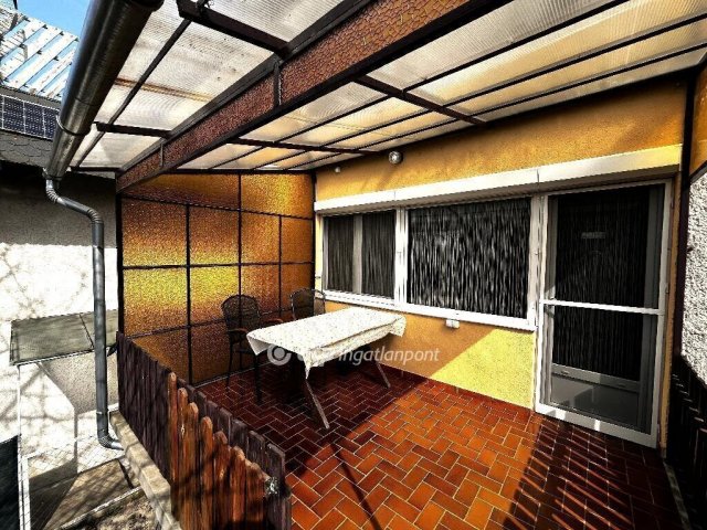 Eladó téglalakás, Hévízen 75.7 M Ft, 3+1 szobás