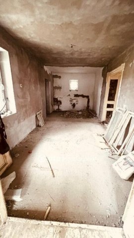 Eladó családi ház, Mezőkeresztesen 12 M Ft, 2 szobás