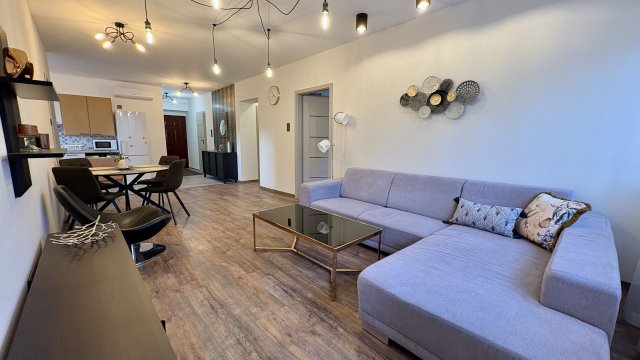 Kiadó téglalakás, albérlet, Debrecenben 450 E Ft / hó, 4 szobás