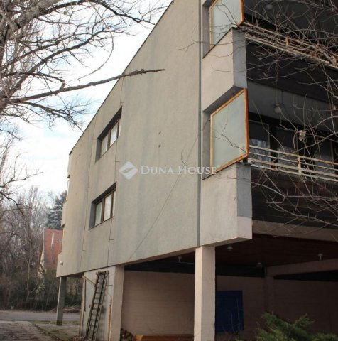 Eladó telek, Budapesten, III. kerületben 950.4 M Ft