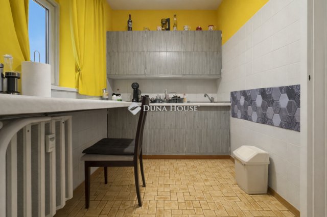 Eladó panellakás, Budapesten, III. kerületben 59 M Ft, 2 szobás