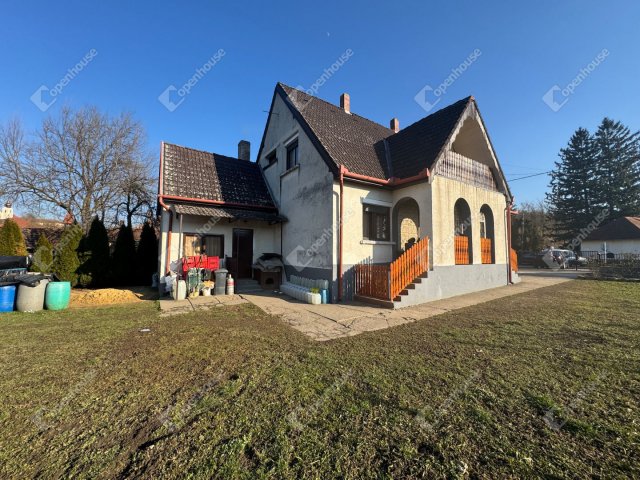 Eladó családi ház, Nagykapornakon 55.9 M Ft, 5 szobás