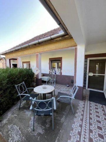 Eladó családi ház, Dabason 55 M Ft, 2 szobás