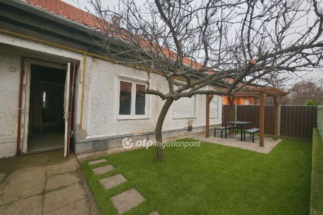 Eladó téglalakás, Budapesten, IX. kerületben 39.9 M Ft