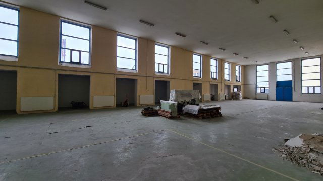 Eladó ipari ingatlan, Dorogon 380 M Ft, 11 szobás