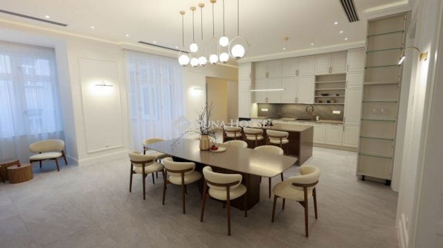 Eladó téglalakás, Budapesten, V. kerületben 849 M Ft, 6 szobás