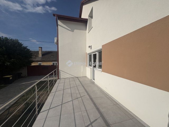 Kiadó téglalakás, albérlet, Győrött 280 E Ft / hó, 2 szobás