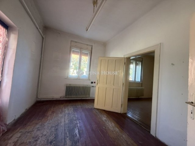 Eladó családi ház, Budapesten, XX. kerületben 65.9 M Ft