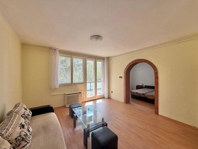 Eladó téglalakás, II. kerületben, Rómer Flóris utcában