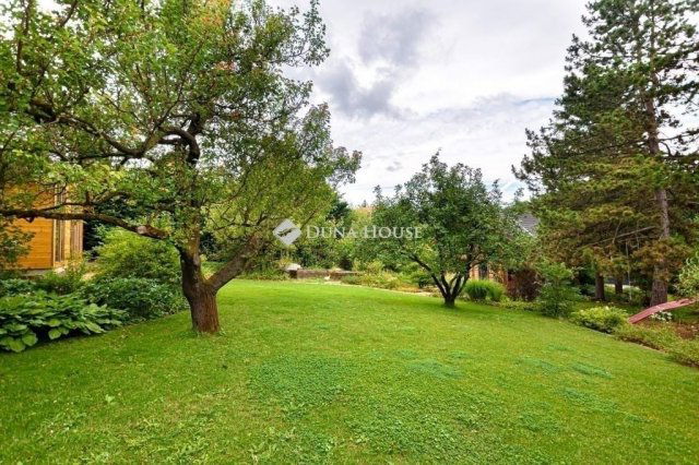 Eladó családi ház, Nagykovácsiban 85 M Ft, 1 szobás