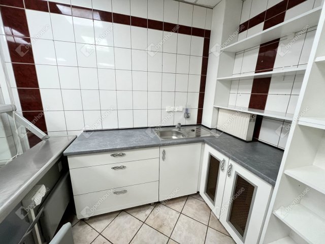 Kiadó üzlethelyiség, Miskolcon 492 E Ft / hó, 8 szobás